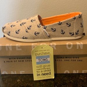 ⚡️TODAY ONLY⚡️TOMS